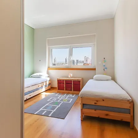 Olivais Balcony By Homing *