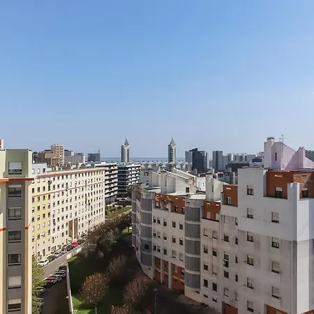 Olivais Balcony By Homing Daire Lisboa
