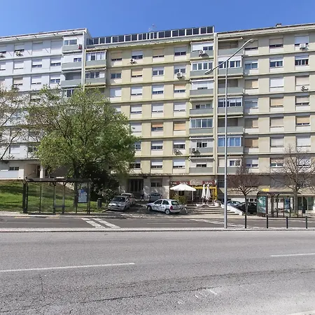 Olivais Balcony By Homing Daire Lisboa