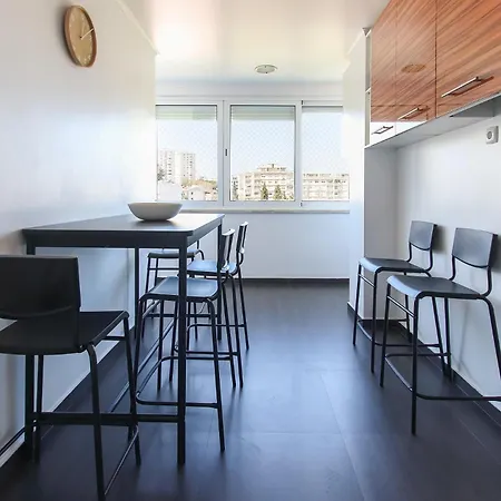 Olivais Balcony By Homing Appartement