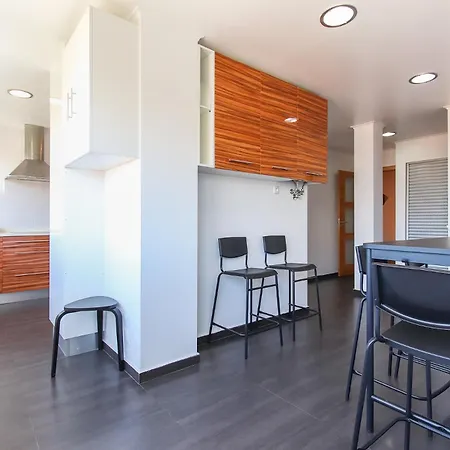 Olivais Balcony By Homing * Лісабон