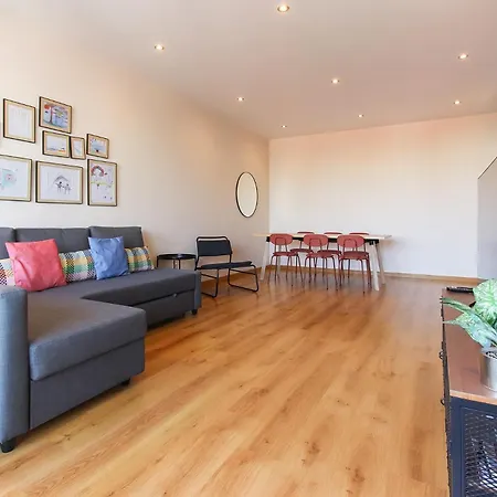 Apartmán Olivais Balcony By Homing *
