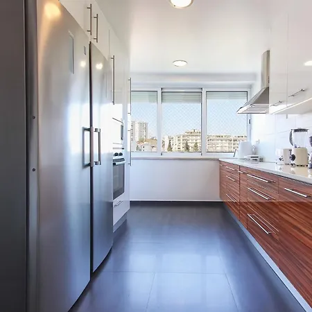 Olivais Balcony By Homing * リスボン